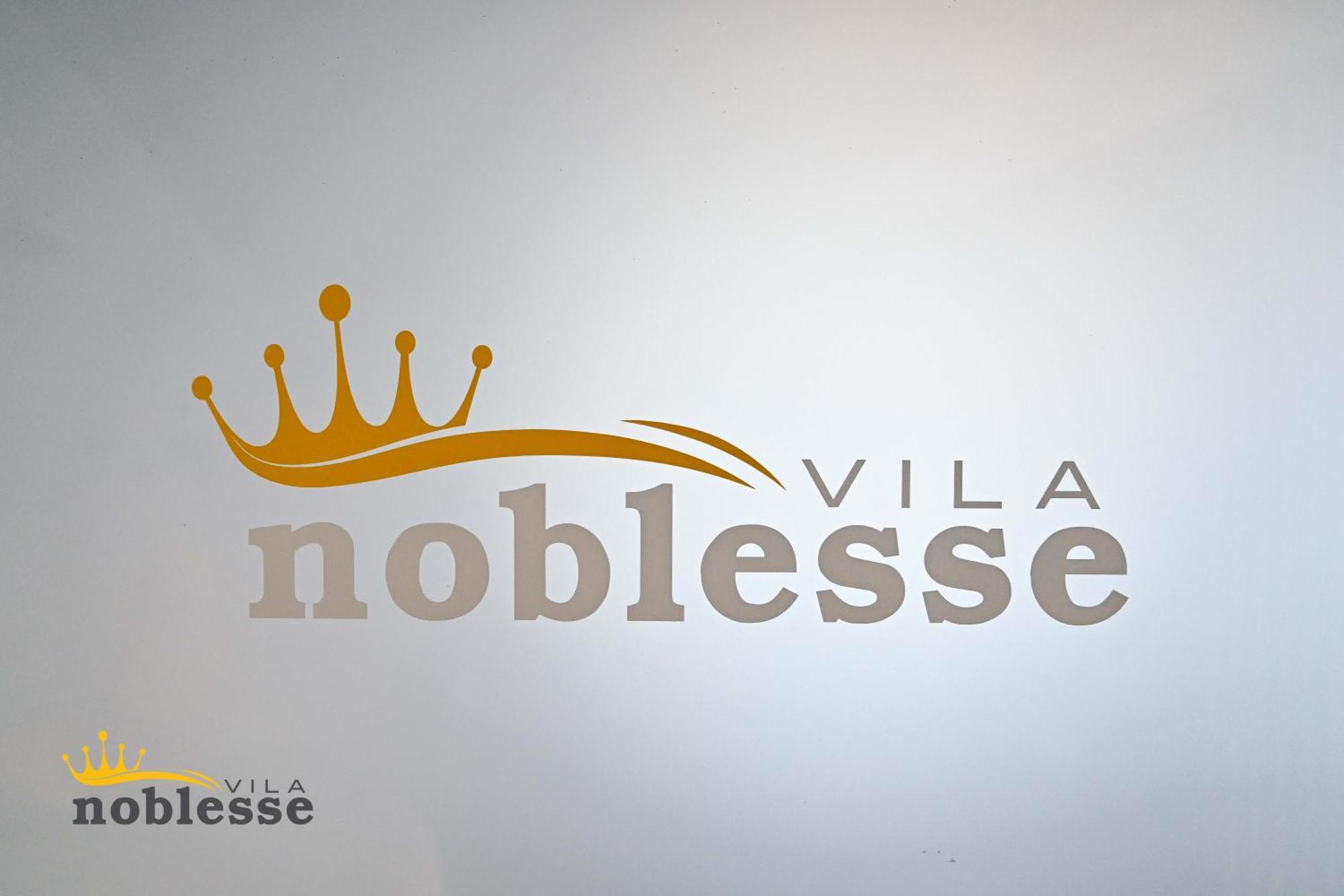 Vila Noblesse Совата Екстериор снимка